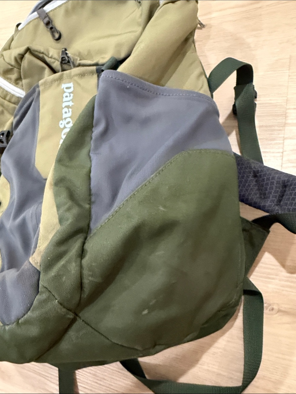 Patagonia Olive, Dark Gray & Dark Green Hiking Backpack - Picture 2 of 8
